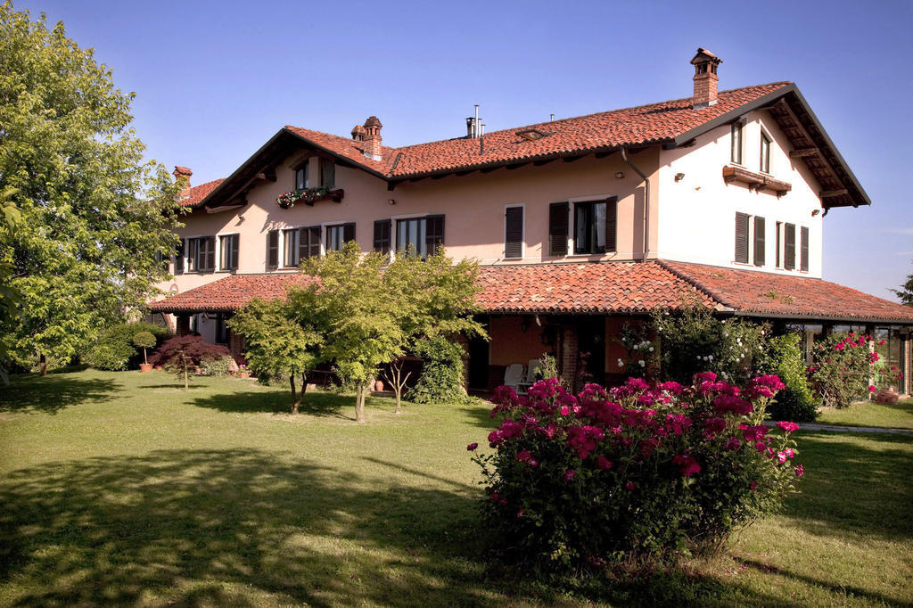 Villa Cascina Papa Mora Cellarengo Exterior foto