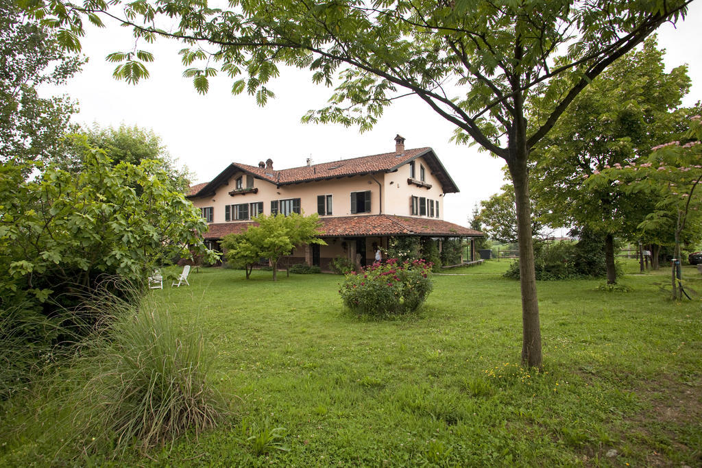 Villa Cascina Papa Mora Cellarengo Exterior foto