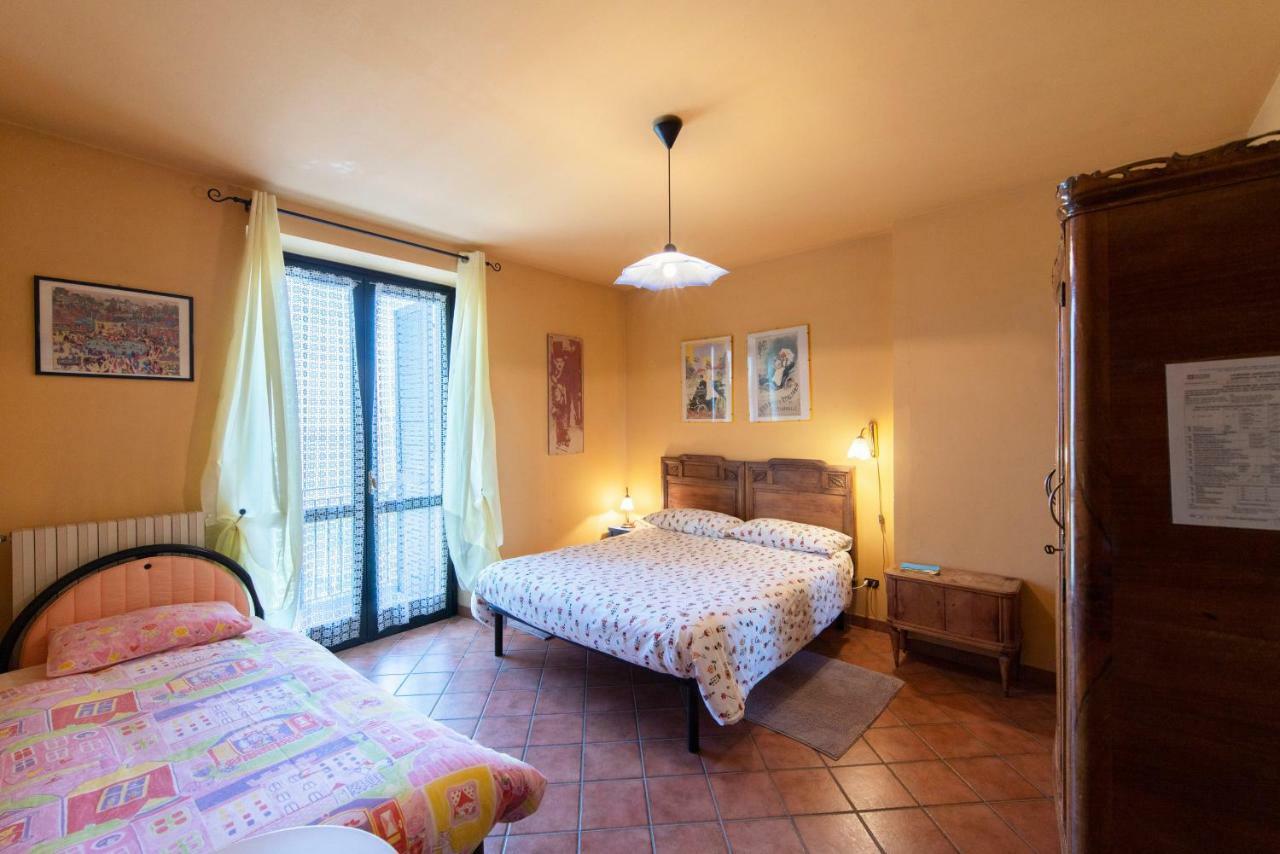 Villa Cascina Papa Mora Cellarengo Exterior foto